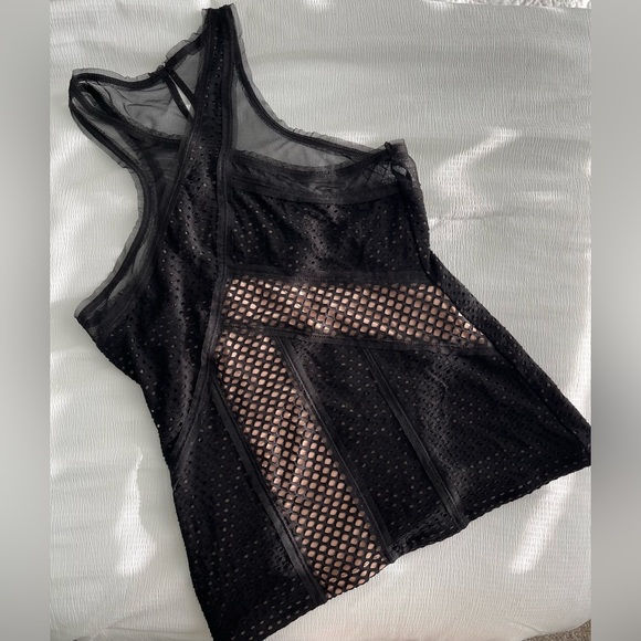 BCBGMaxAzria Halter Top - Picture 1 of 6